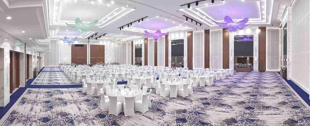 Gulf Hotel Bahrain Манама Зручності фото